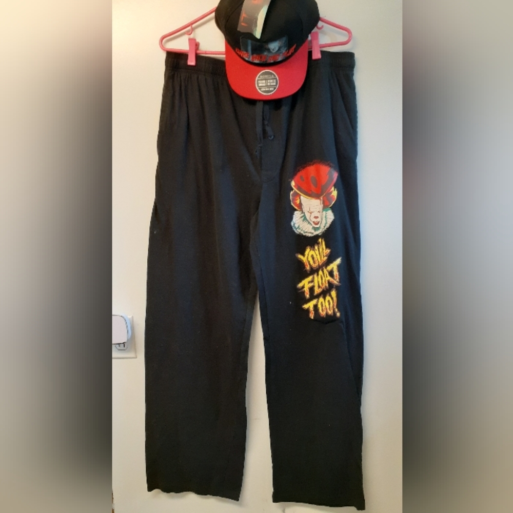 Pennywise the Dancing Clown - lounge pants XL & NWT baseball cap (adjustable)